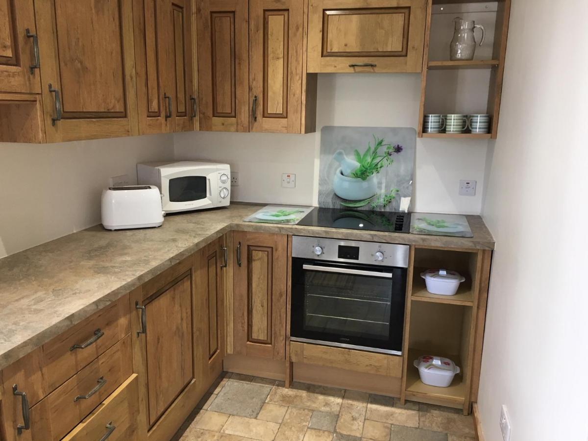 Skye Getaways Self Catering Accommodation Dunvegan  Bagian luar foto