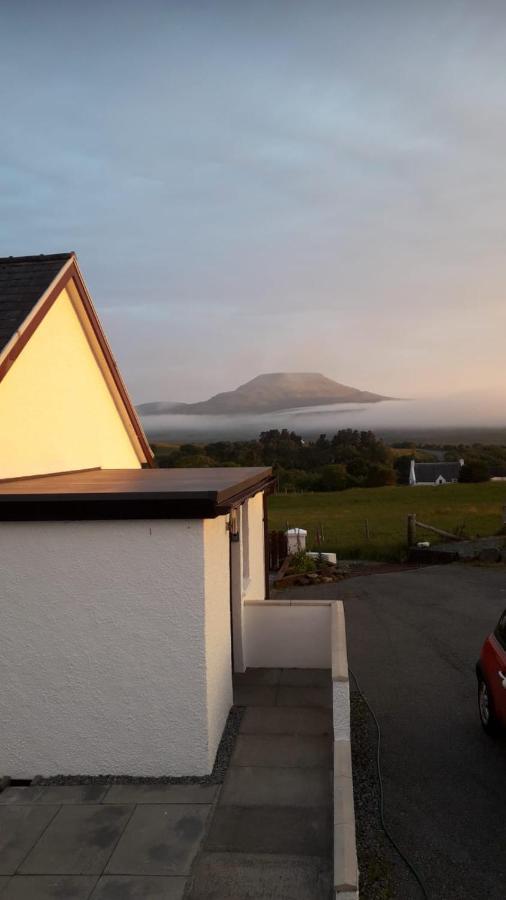 Skye Getaways Self Catering Accommodation Dunvegan  Bagian luar foto