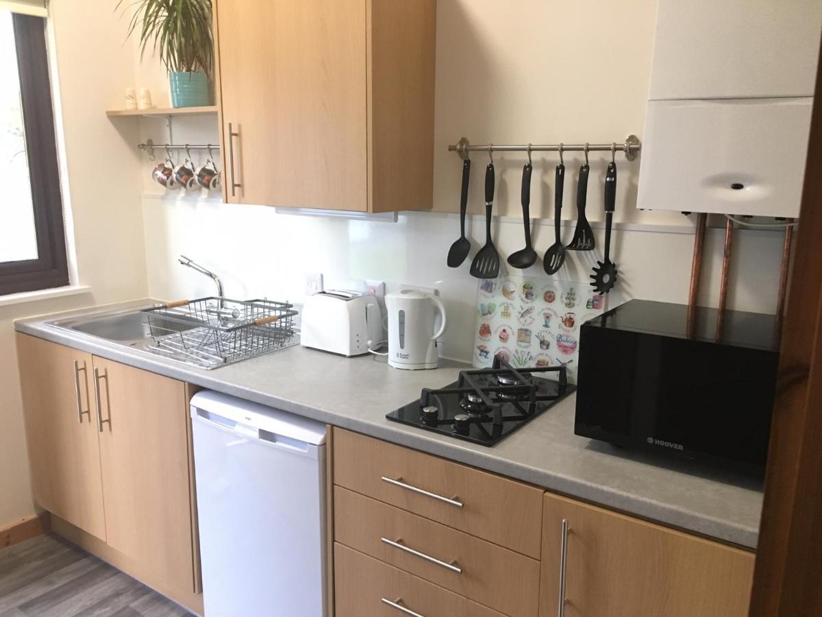 Skye Getaways Self Catering Accommodation Dunvegan  Bagian luar foto