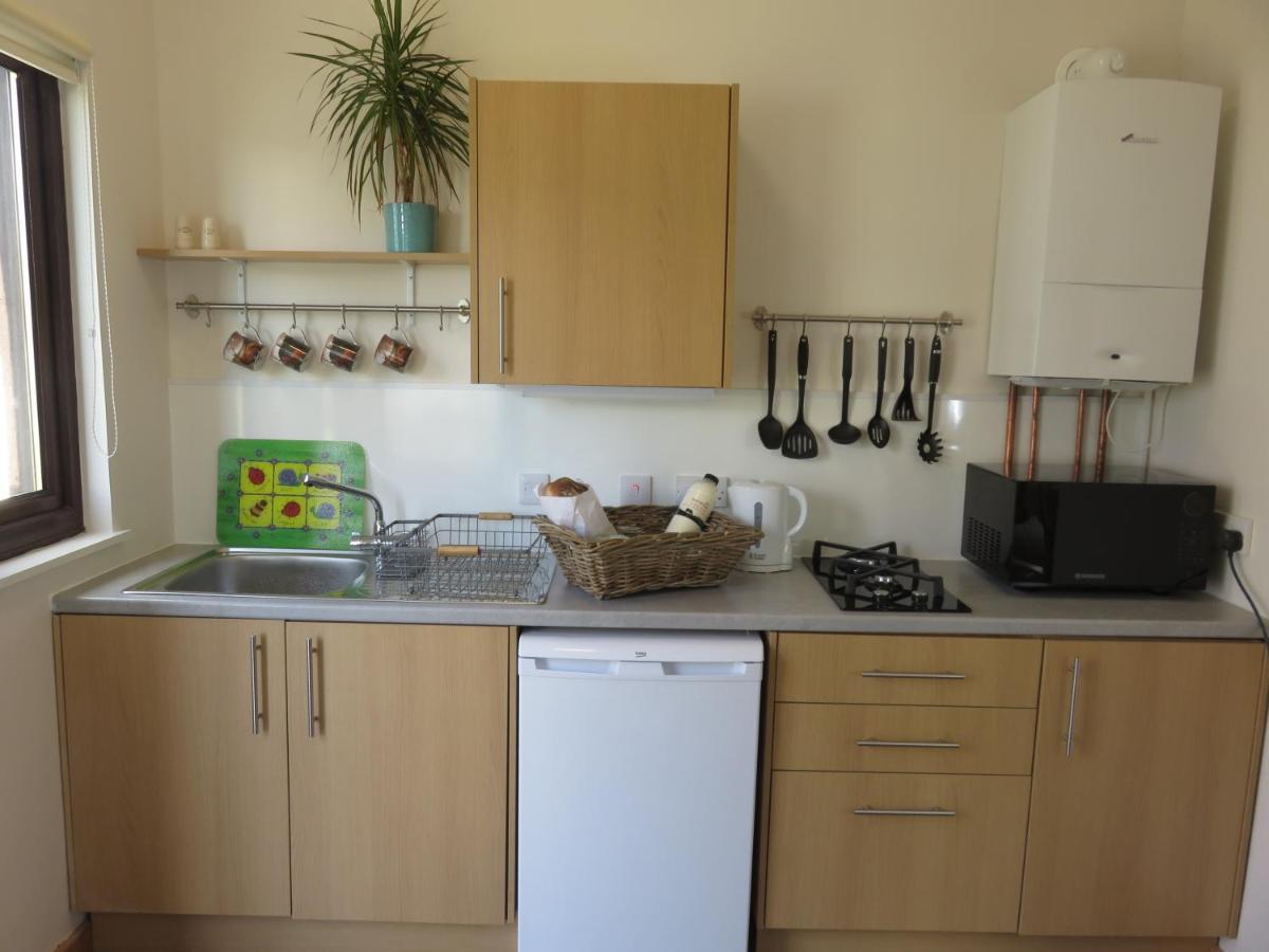 Skye Getaways Self Catering Accommodation Dunvegan  Bagian luar foto