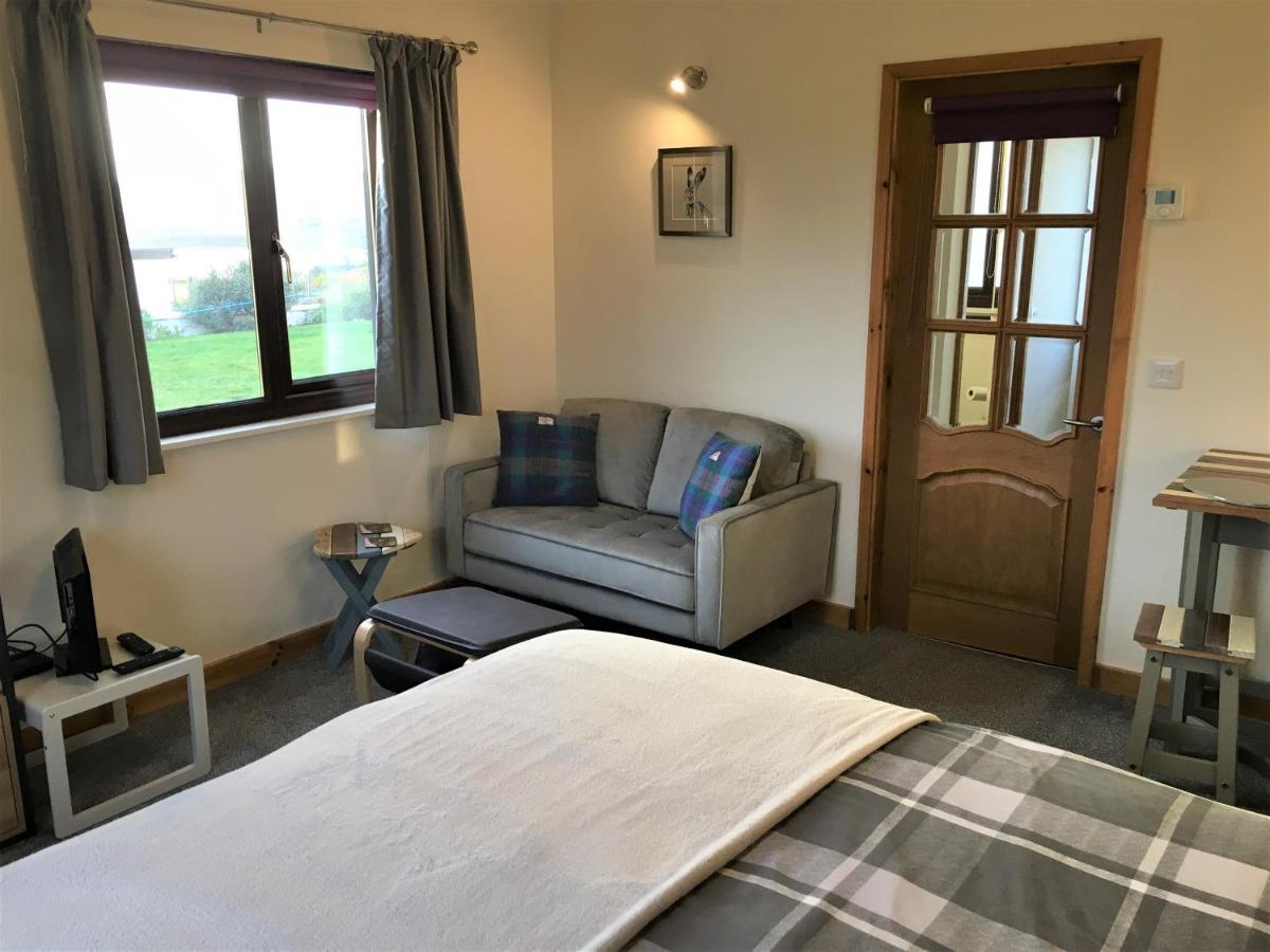 Skye Getaways Self Catering Accommodation Dunvegan  Bagian luar foto