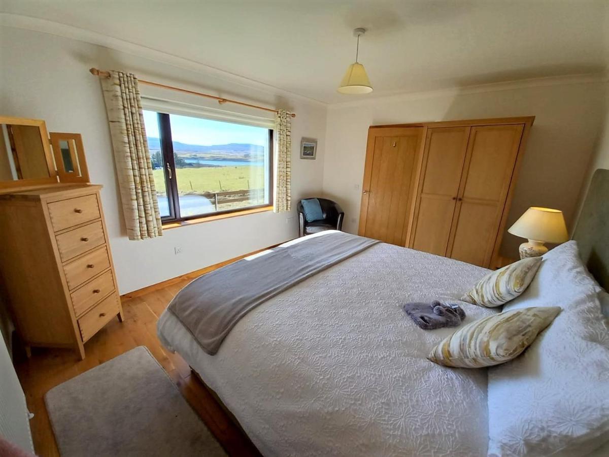 Skye Getaways Self Catering Accommodation Dunvegan  Bagian luar foto