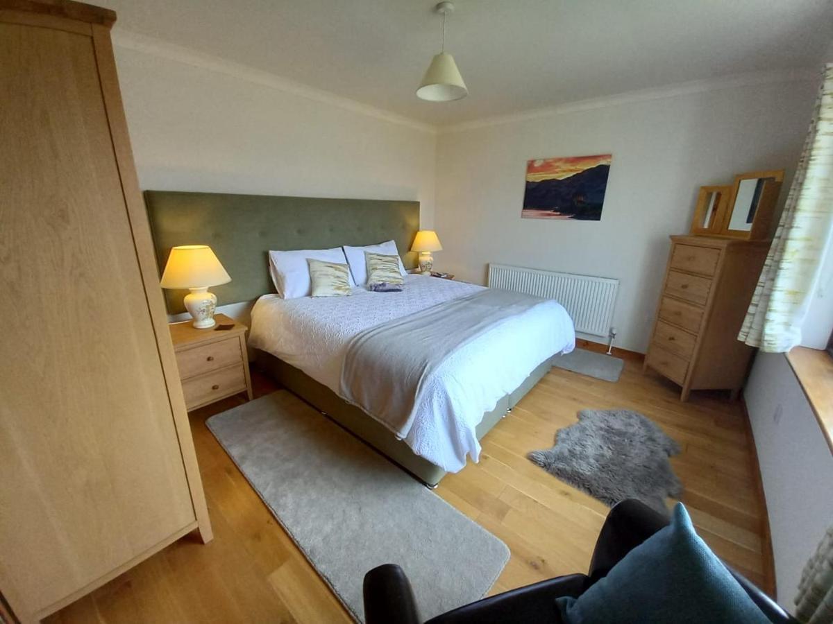 Skye Getaways Self Catering Accommodation Dunvegan  Bagian luar foto