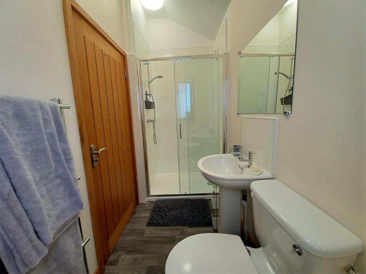 Skye Getaways Self Catering Accommodation Dunvegan  Bagian luar foto